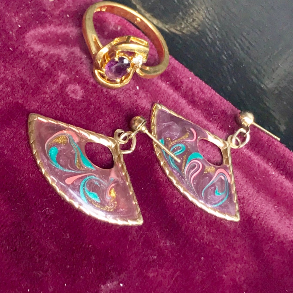 Goldtone earrings and ring